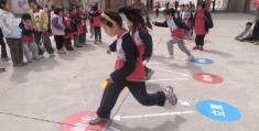 小学二年级体育课游戏有哪些种类(小学二年级体育课游戏有哪些种类的)