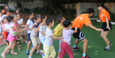 适合小学四年级玩的体育游戏视频(适合小学四年级玩的体育游戏视频大全)