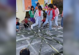 小学生体育活动游戏视频(小学生体育活动游戏视频教学)