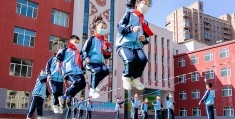 小学生体育游戏的图片大全简单又好看(小学生体育游戏的图片大全简单又好看的)