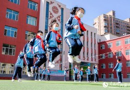 小学生体育游戏的图片大全简单又好看(小学生体育游戏的图片大全简单又好看的)
