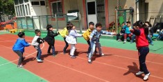 小学生玩的游戏有什么?(小学生玩的游戏有什么两个人的)