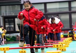 民间体育游戏主题活动有哪些(民间体育游戏主题活动有哪些项目)
