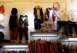 幼儿园角色区服装店(幼儿园区角服装店规则)