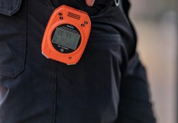 射击计时器充电器图片(ced7000射击计时器)