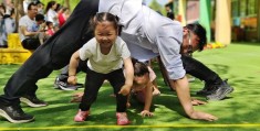 小班幼儿园小游戏(小班幼儿园小游戏100例)
